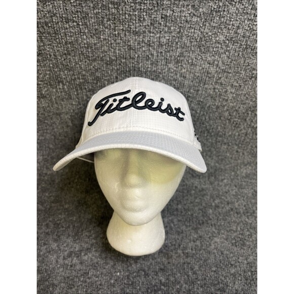 Titleist TOUR FEATHERWEIGHT SNAPBACK ADJUSTABLE Golf Hat Cap, White NWT - Picture 1 of 5